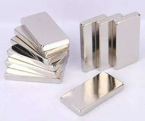 স্থায়ী চুম্বক Neodymium বার চুম্বক শক্তিশালী N35 N38 Ni Cu Ni আবরণ