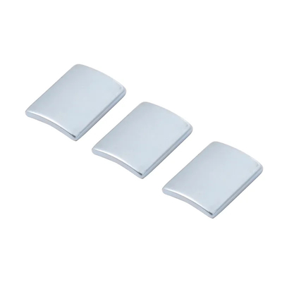 শিল্প Neodymium চুম্বক বাঁকা Zn আবরণ কাস্টম আকৃতির চুম্বক
