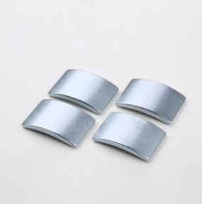 টেকসই Sintered Arc NdFeB চুম্বক স্থায়ী মোটর চুম্বক নমুনা উপলব্ধ